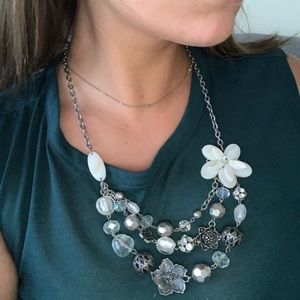 Flower necklace
